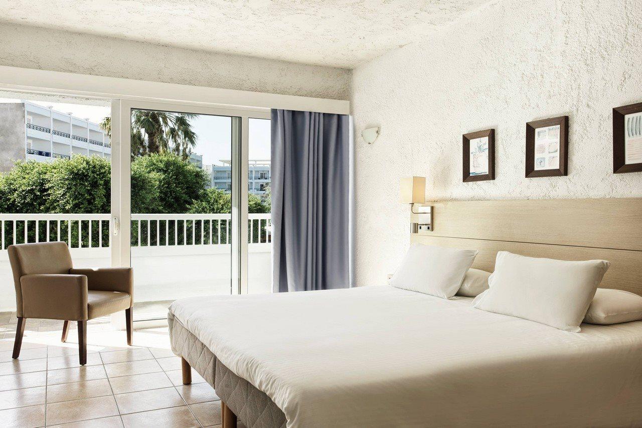 The Apartments By Esperia Rhodes City Extérieur photo